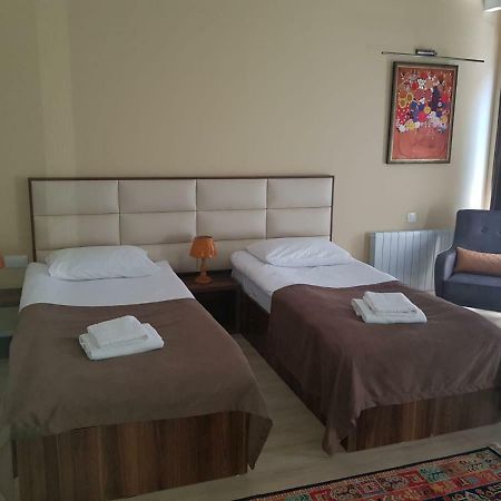 Apart Hotel Avlabari Yard Тбілісі Екстер'єр фото