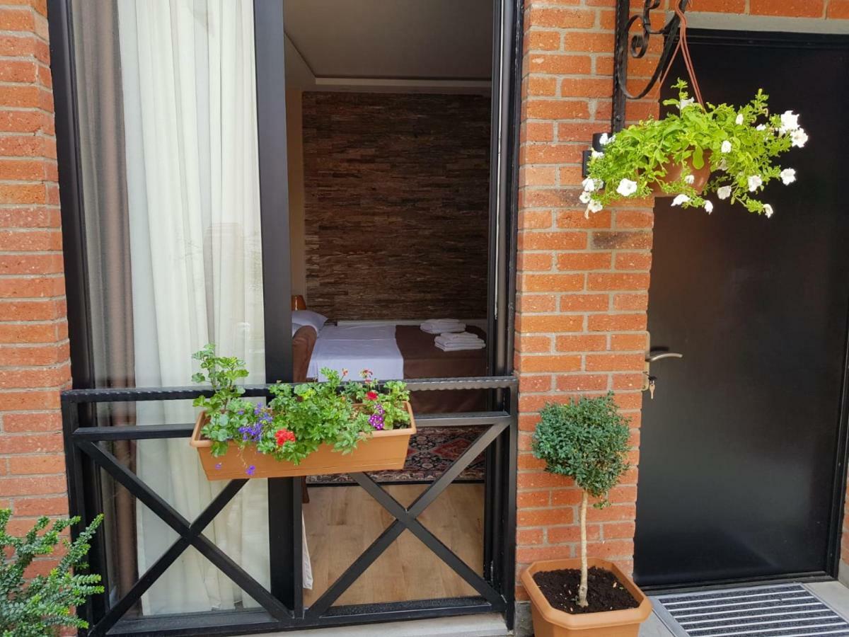Apart Hotel Avlabari Yard Тбілісі Екстер'єр фото