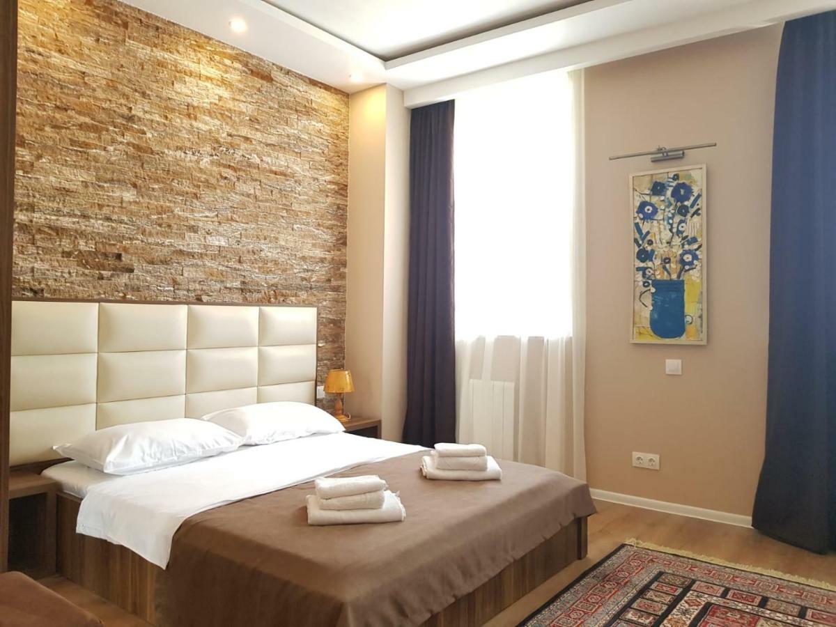 Apart Hotel Avlabari Yard Тбілісі Екстер'єр фото