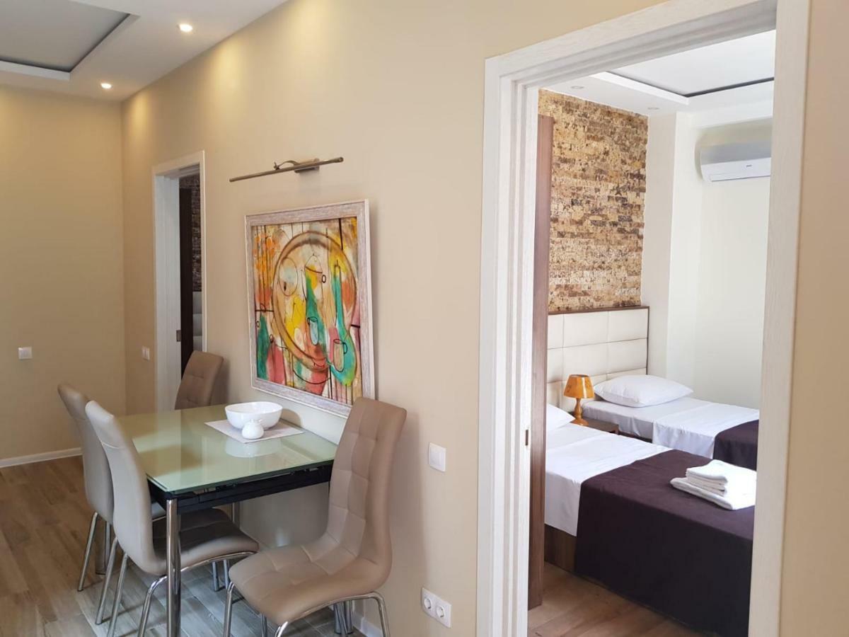 Apart Hotel Avlabari Yard Тбілісі Екстер'єр фото