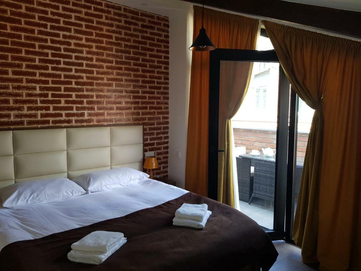 Apart Hotel Avlabari Yard Тбілісі Екстер'єр фото